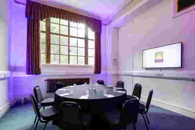 Syndicate Rooms