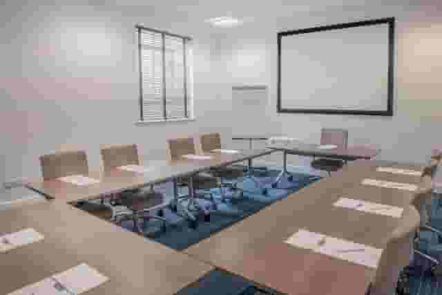 Medium Meeting Rooms