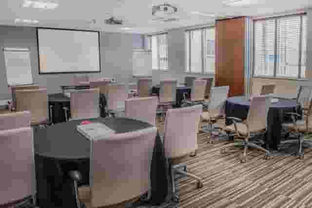 Medium Meeting Rooms