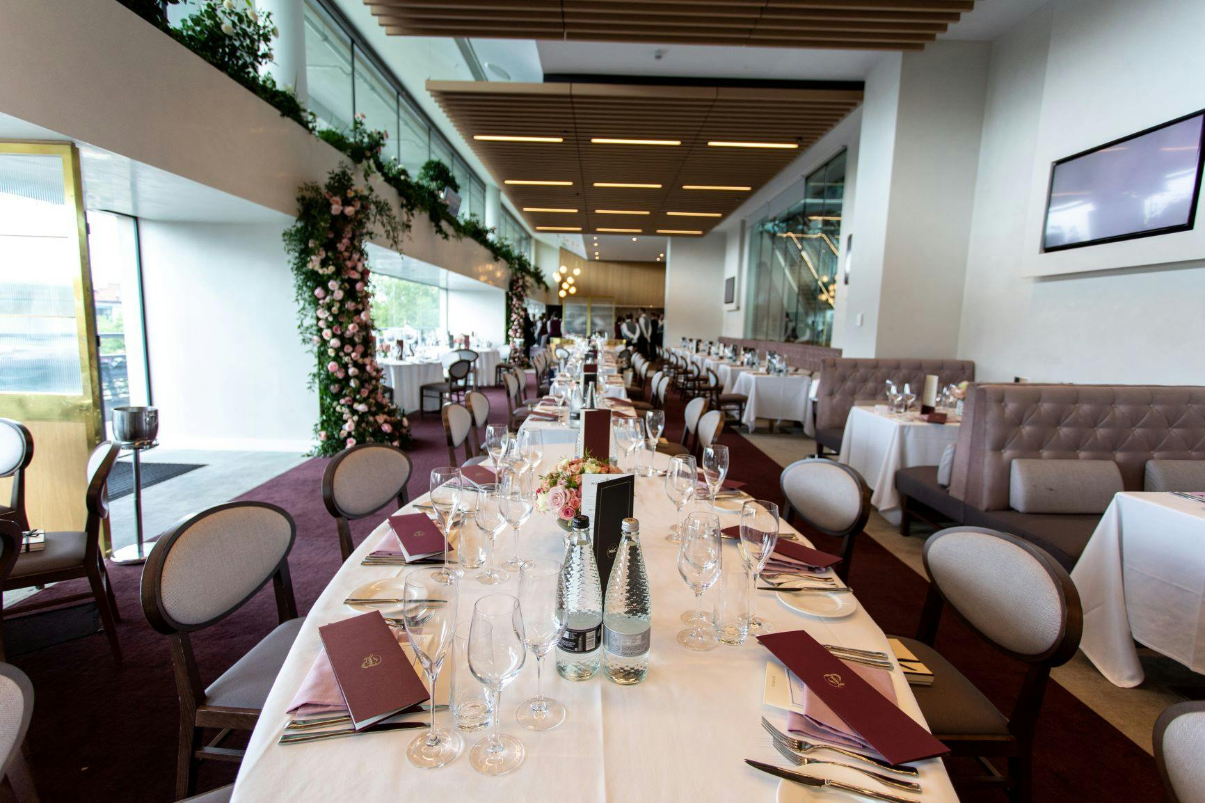 Elegant dining space in Parade Ring Suite, Ascot for corporate events and celebrations.