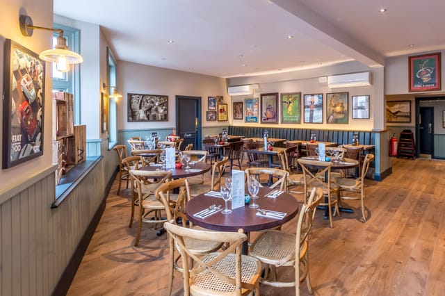 Capri Room at Bella Italia Norwich: elegant restaurant for intimate meetings and events.