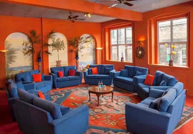 The Orangery breakout lounge at London Art House for informal meetings and networking events.