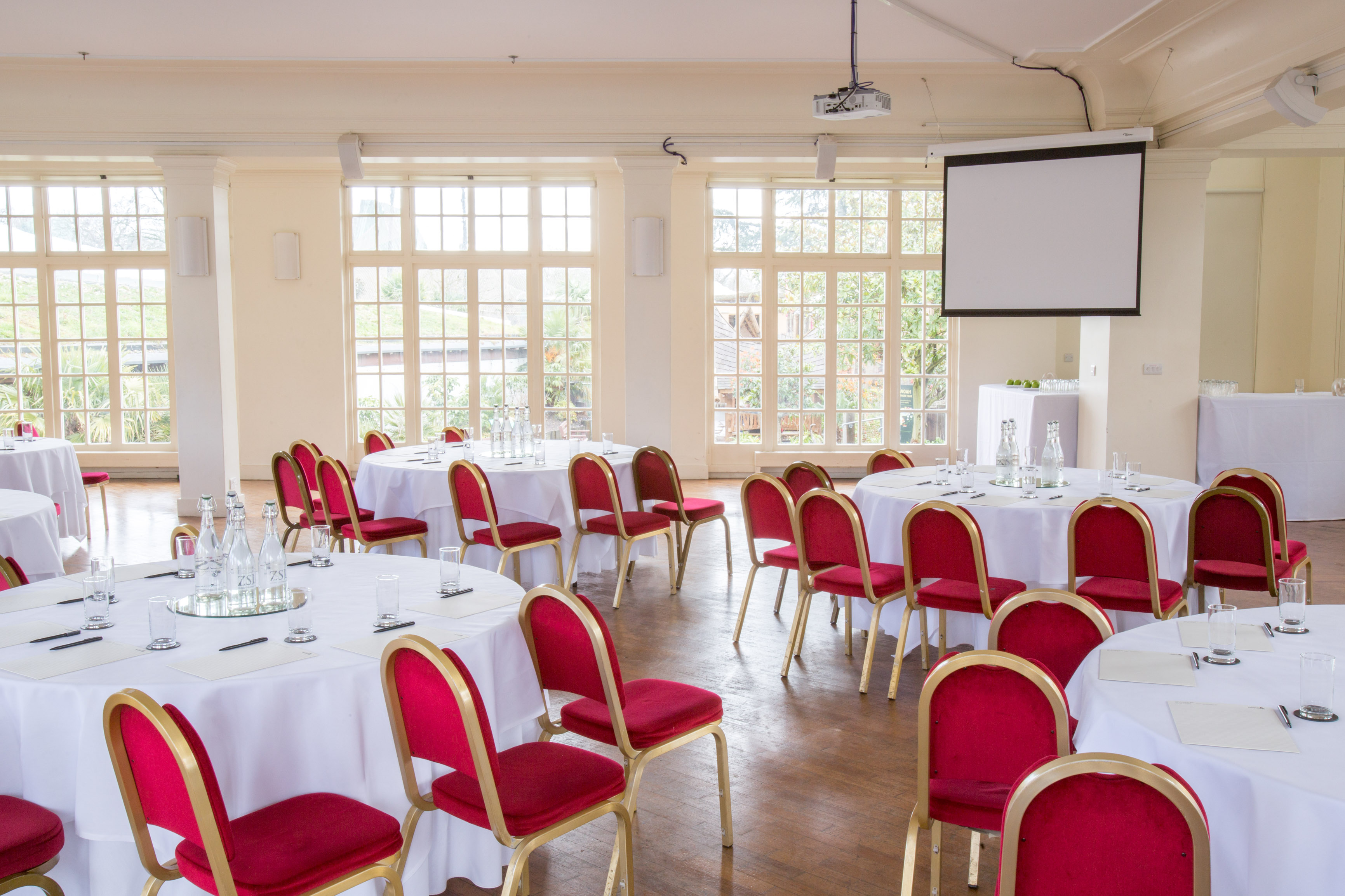 Mappin Pavilion at ZSL London Zoo, elegant event space for corporate meetings and banquets. - Banner