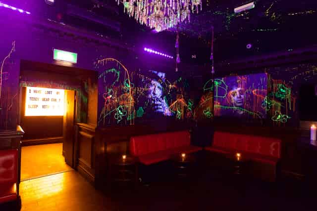 TOY ROOM
