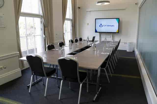 Fitzrovia meeting room, U-shaped table, corporate event, business venue