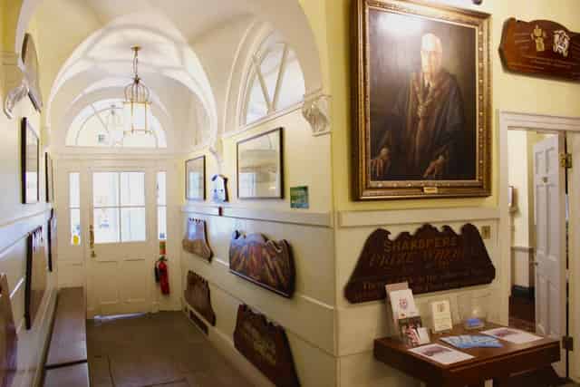 Parlour Room