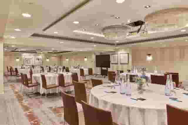 Mayfair Suite