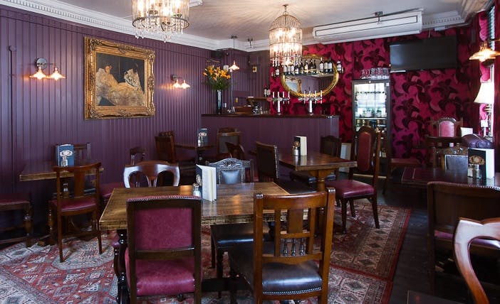 Market Tavern - The Chesterfield Room image 1