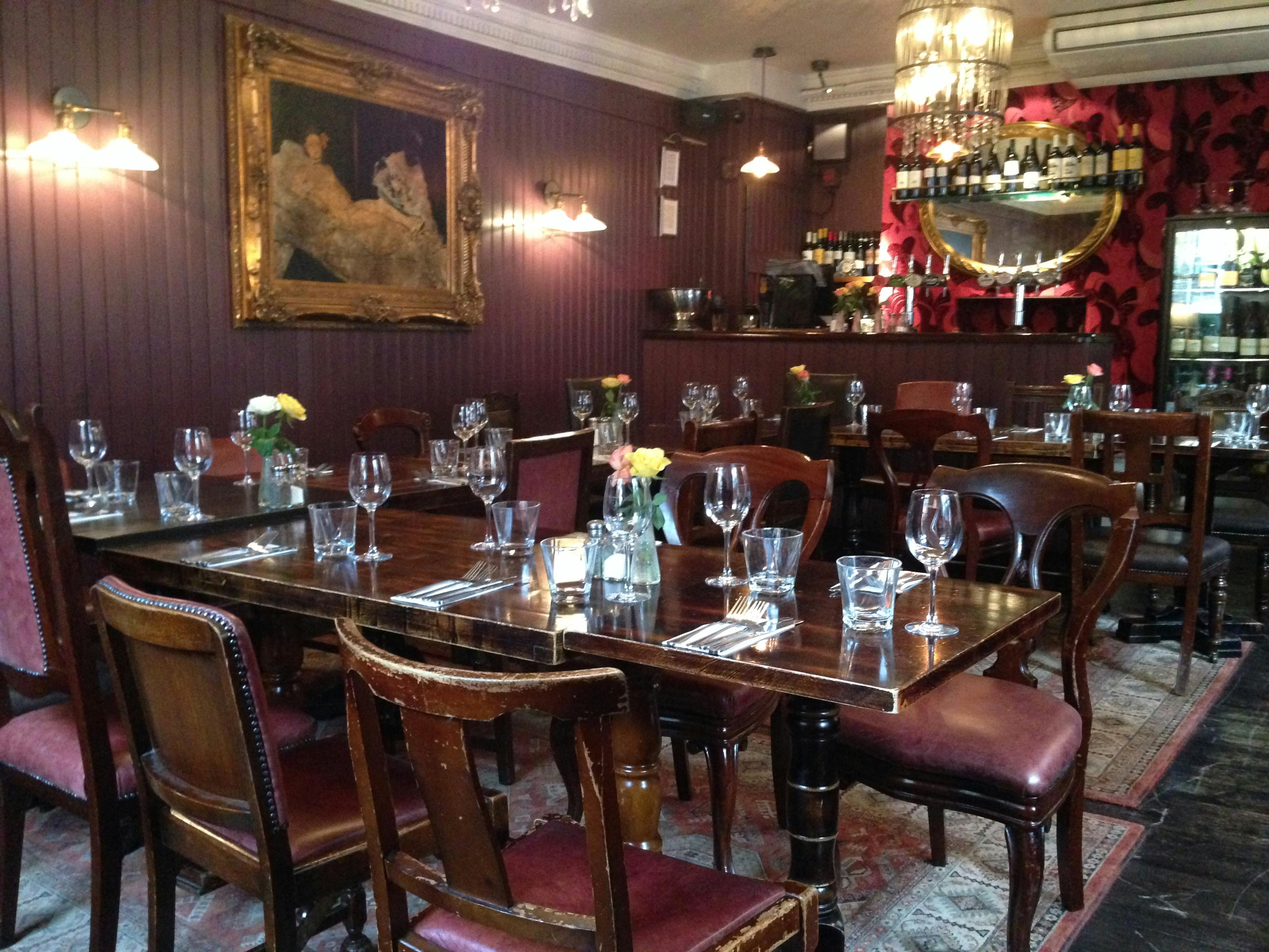 Market Tavern - The Chesterfield Room image 2
