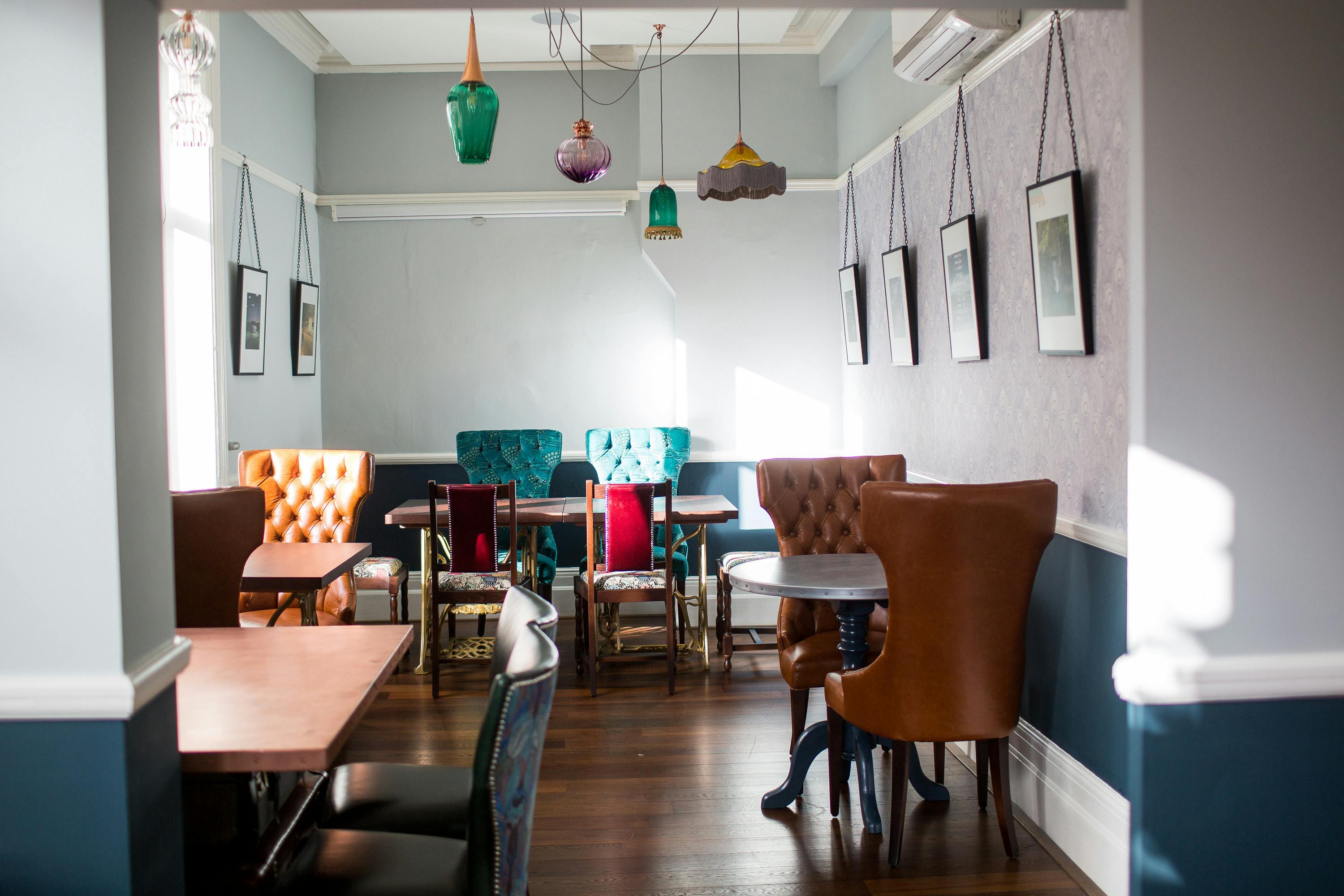 Stylish conference room in Nags Head, Covent Garden for creative meetings and gatherings.
