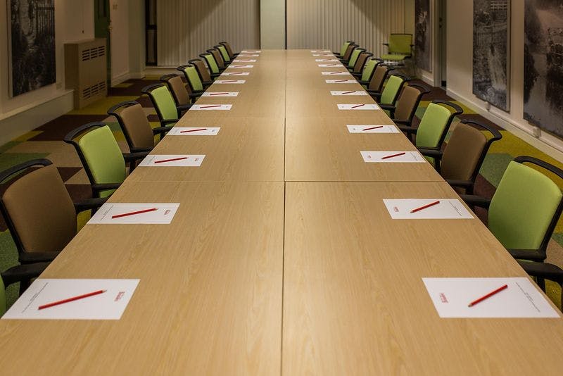 Hartford and Bellamy Boardrooms in Beaulieu, modern meeting space for professional gatherings.