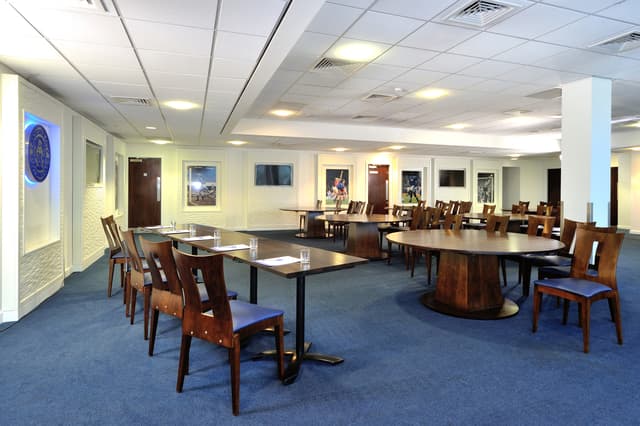 Legends Lounge