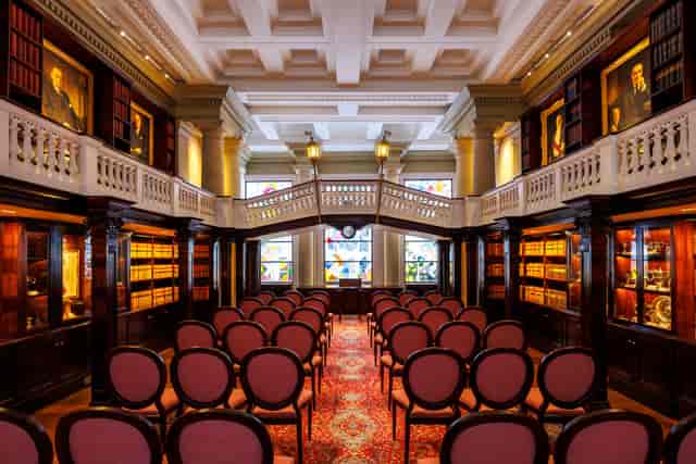Elegant Members Room at One Moorgate Place, ideal for corporate events and meetings.