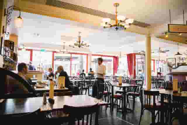 Café Rouge St Katharine Docks