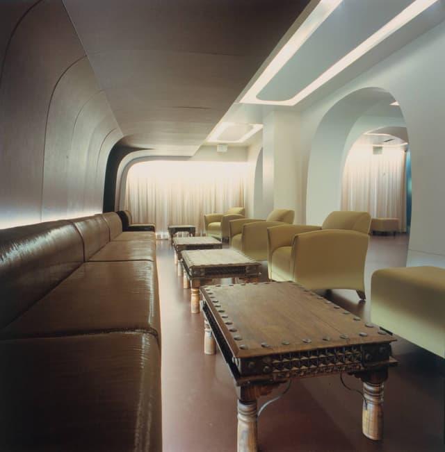 Club Bar