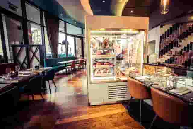 Rotunda Bar and Restaurant