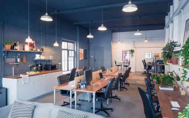 Industrial-chic co-working space for small-scale offsites and boutique corporate events.