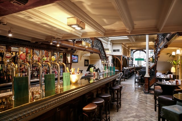 Private room bar in Browns Mayfair, perfect for networking events and casual gatherings.