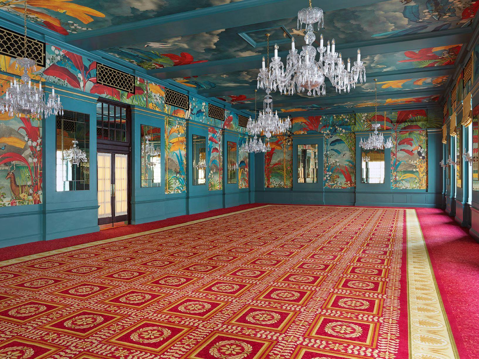 George V in The Bloomsbury: elegant event space with vibrant murals for upscale gatherings.