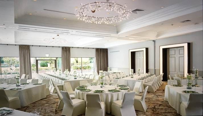 Elegant event space at Primrose Hill Marriott, ideal for weddings and corporate events.