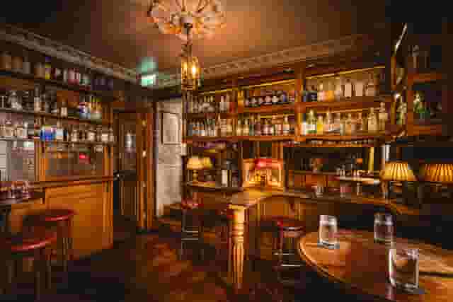 Mr Fogg's Tavern