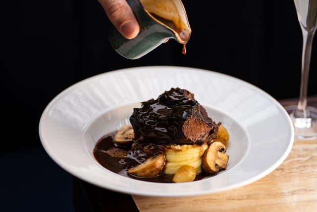 St Pancras Brasserie and Champagne Bar by Searcys