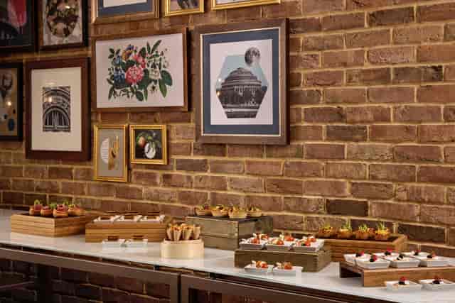 Tiered buffet at Gallery 3 London Marriott Kensington, perfect for upscale event breakout sessions.