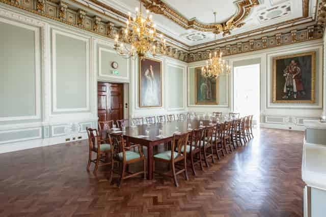 {10-11} Carlton House Terrace