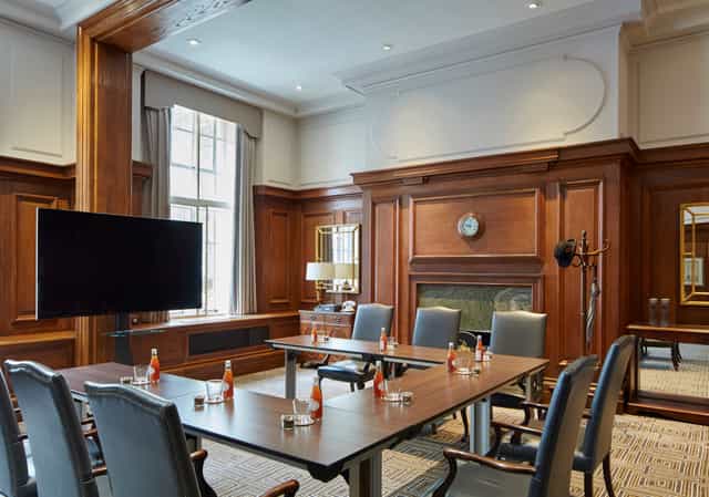 Ralph Knott in a stylish meeting room at London Marriott, perfect for professional events.