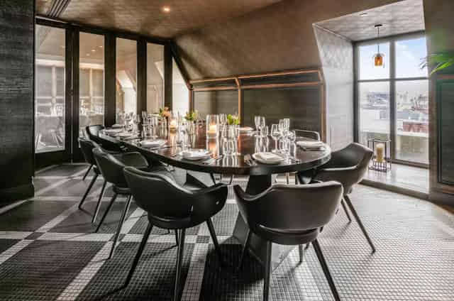 El Salon