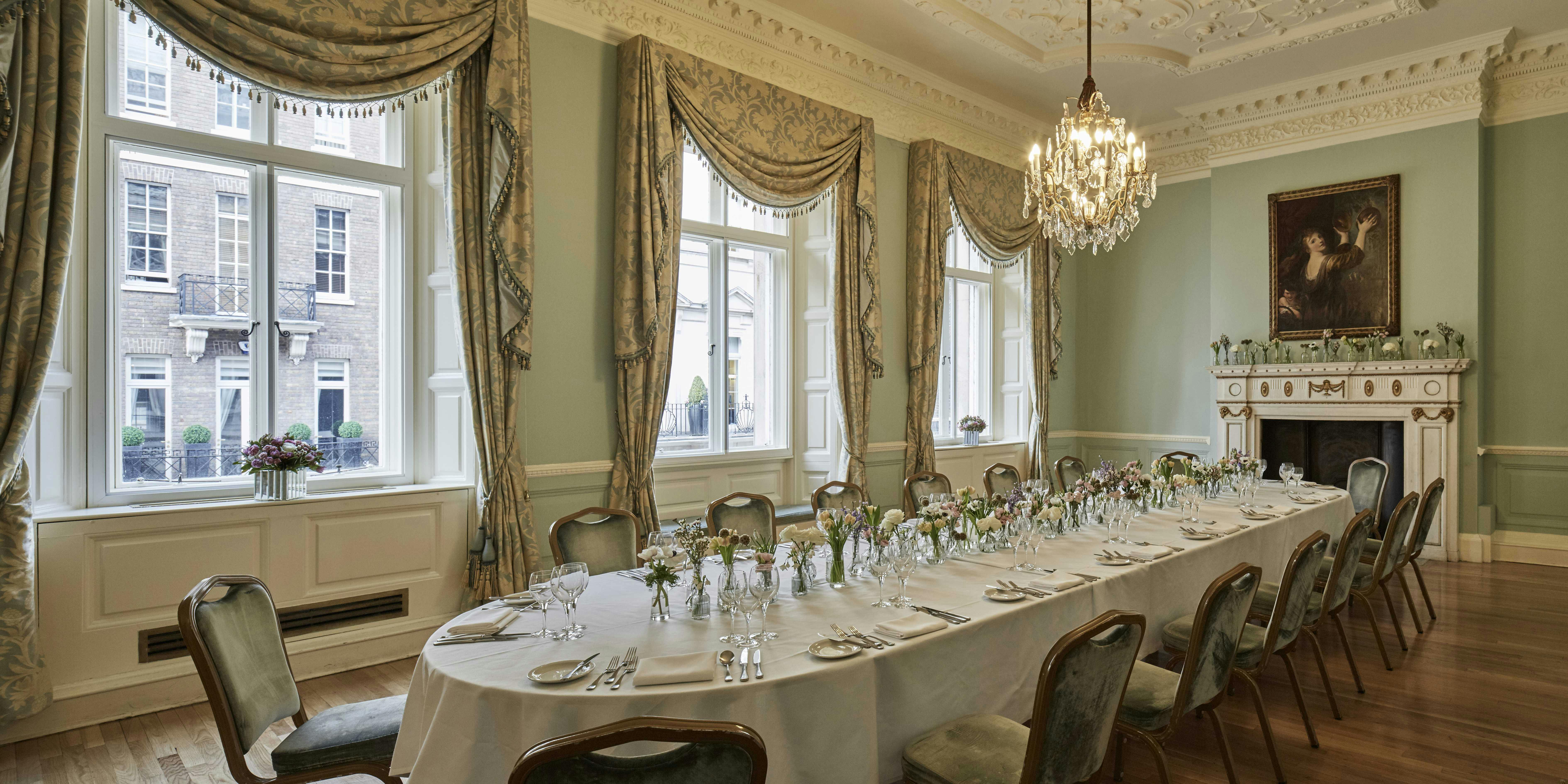 Elegant dining room in Dartmouth House, perfect for corporate dinners and gatherings.