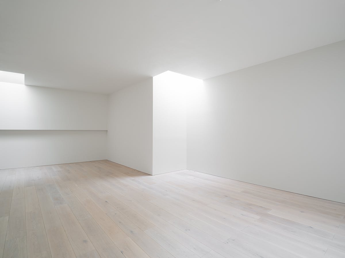 Minimalist event space in Studio Wayne McGregor, perfect for workshops and networking.