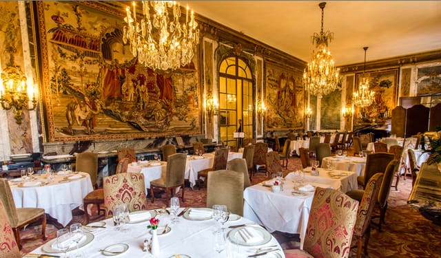 Elegant dining room at Wernher Restaurant, Luton Hoo; ideal for luxury events and meetings.
