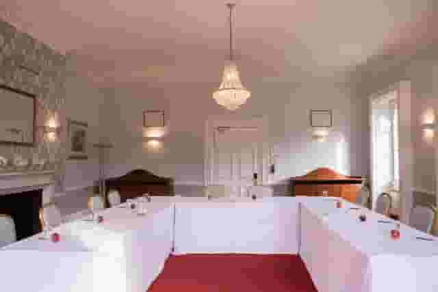 Manor of Groves Hotel +1 more