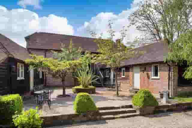 Fair Oak Farm, Mayfield