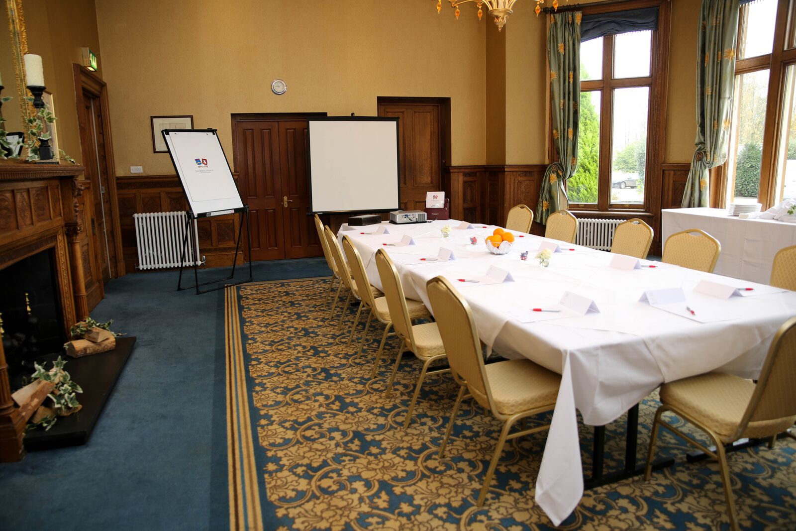 Shendish Manor Hotel - image 3