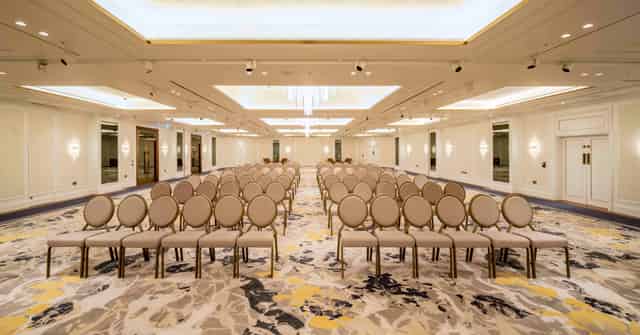 Jumeirah Carlton Tower