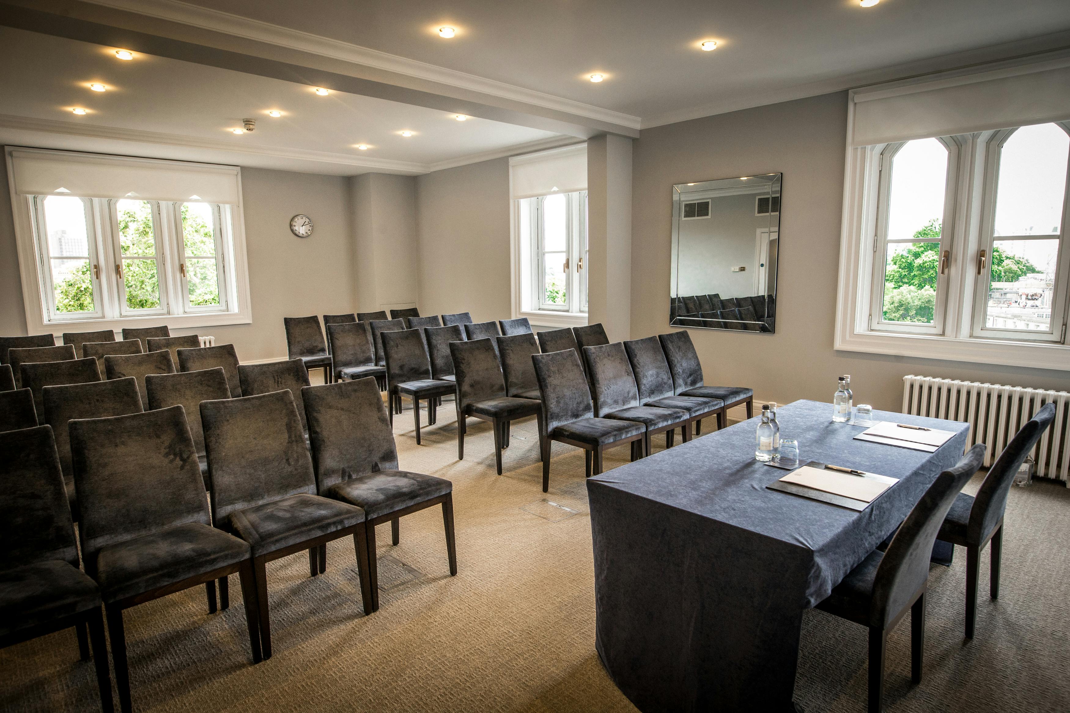 Trafalgar Room in Arundel House, ideal for corporate meetings and workshops.