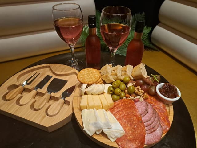 CC Lounge Bar