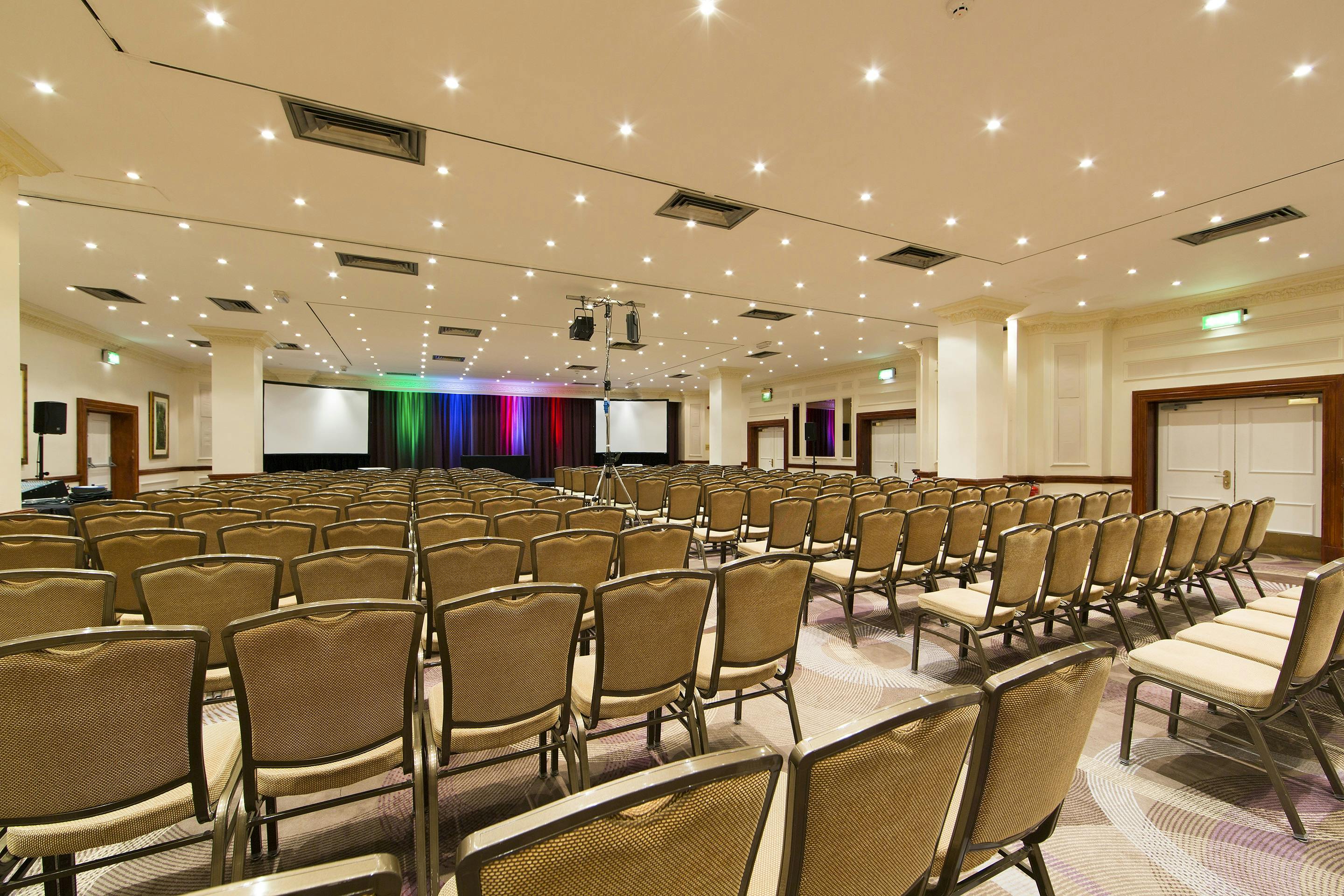 Longford Suite conference room at Thistle London Heathrow, ideal for corporate events.