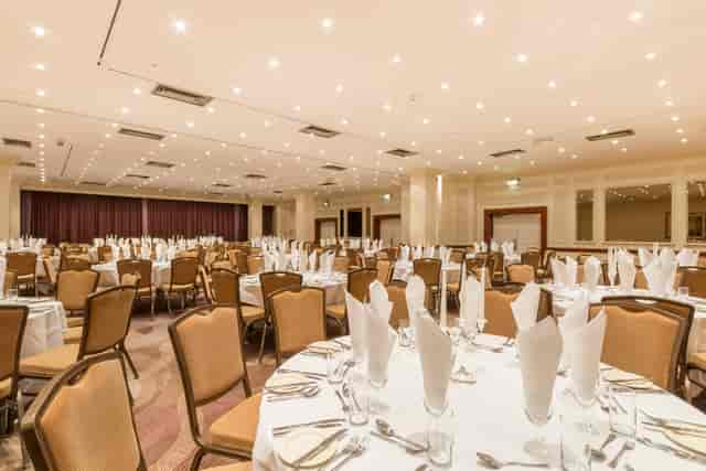 Elegant Longford Suite banquet hall at Thistle London Heathrow for weddings and corporate events.
