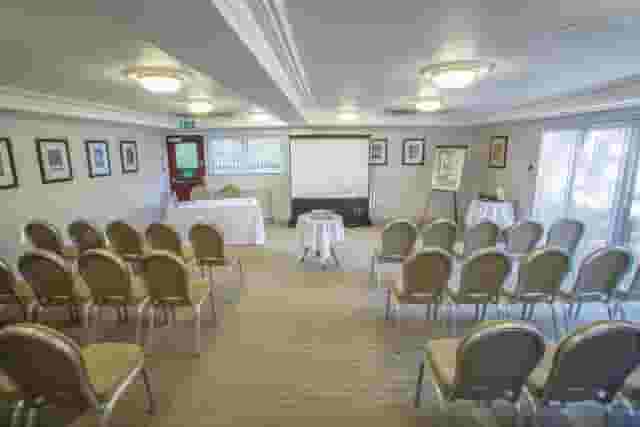 Regency Park Hotel