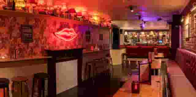 Simmons | Camden Town