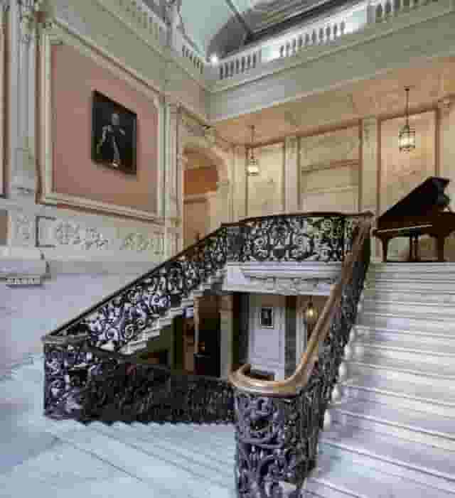 Dartmouth House