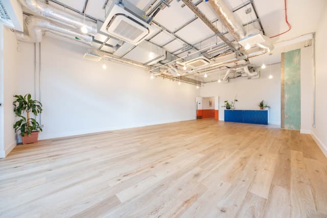The Arc Centre, Islington