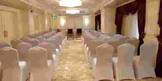Alexander Room