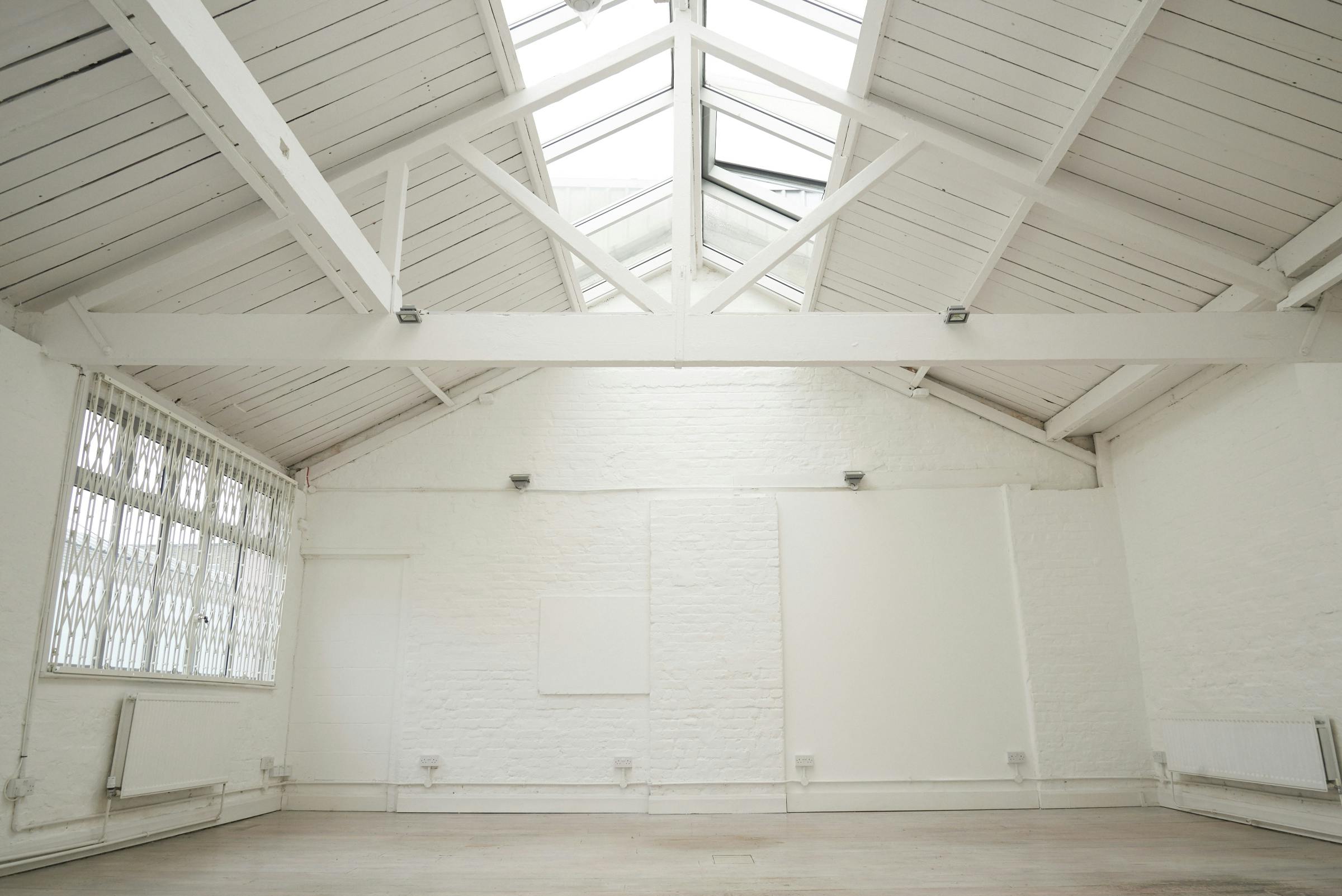 Spacious creative studio loft in Thane, ideal for workshops and meetings.