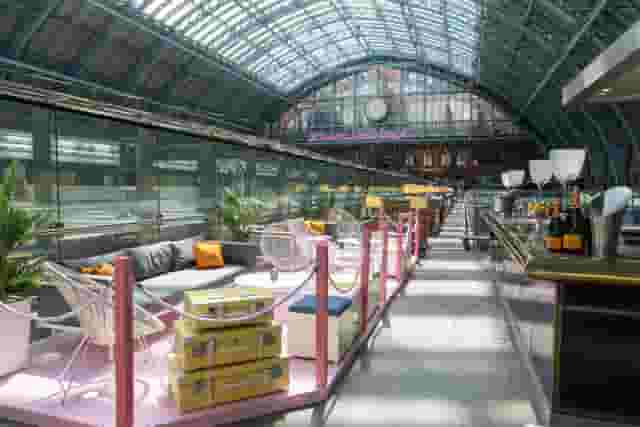 St Pancras Brasserie and Champagne Bar by Searcys