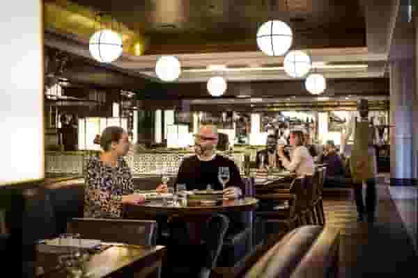 St Pancras Brasserie and Champagne Bar by Searcys