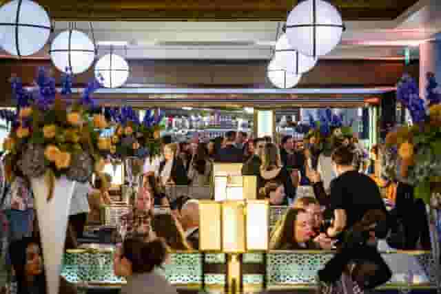 St Pancras Brasserie and Champagne Bar by Searcys